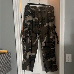 Camouflage Cargo Pant